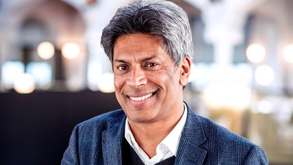 Des Gunewardena
