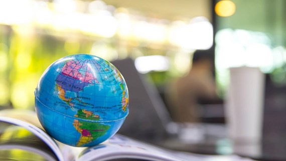 Globe book