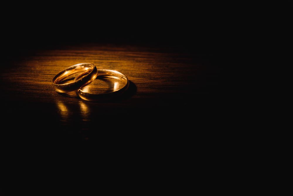 marriage dark, wedding rings