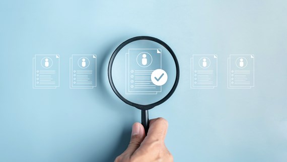 HR recruitment concept showing job search and hiring process, illustrating the risks of conditional job offers and withdrawn offers for senior executives navigating new roles.