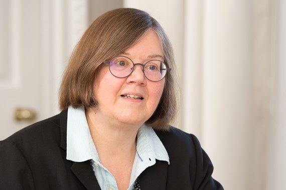 Caroline Kirby lawyer photo