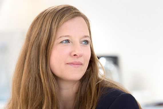 Elizabeth Jones lawyer photo