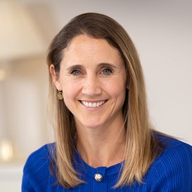 Lindsay Cunningham lawyer photo