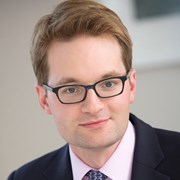 Oliver Piper lawyer photo