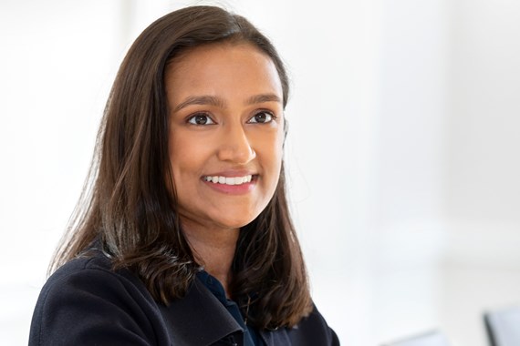 Shivani Khosla lawyer photo