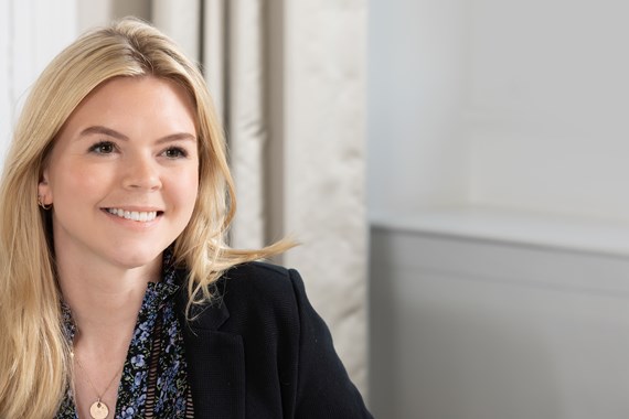 Sophie Graham photo