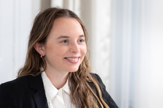 Zoe Hare lawyer photo