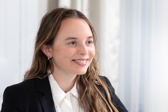 Zoe Hare lawyer photo